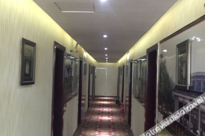 Hotel Interior 7 of 21