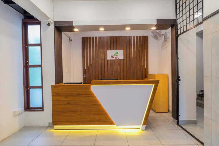 Hotel Interior 10 of 27