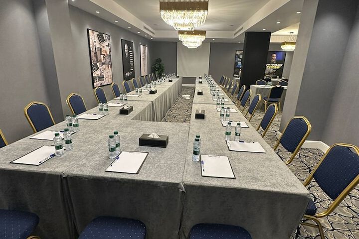 Ballroom/Hall 59 of 61