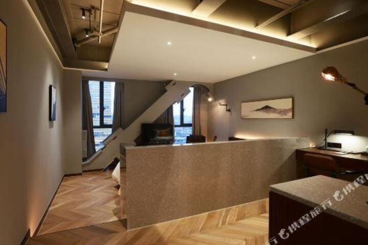 Hermitown Art Hotel