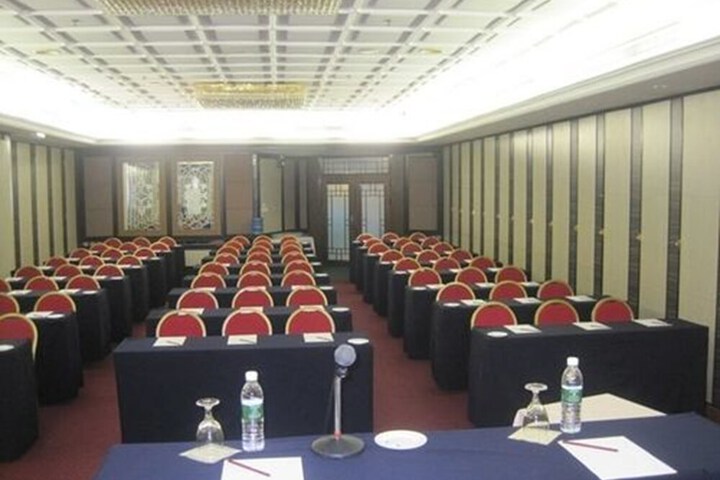 Meeting 52 of 59