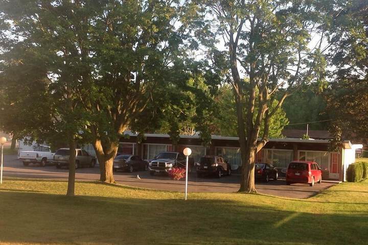 Property Grounds 14 of 15