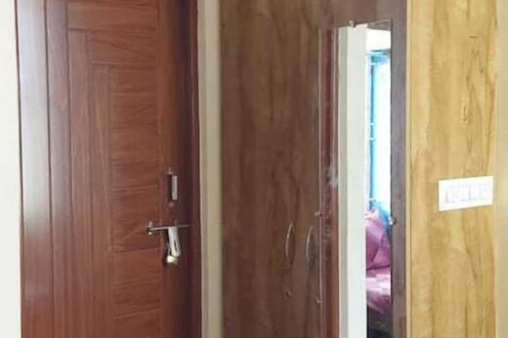 Room 2 of 12