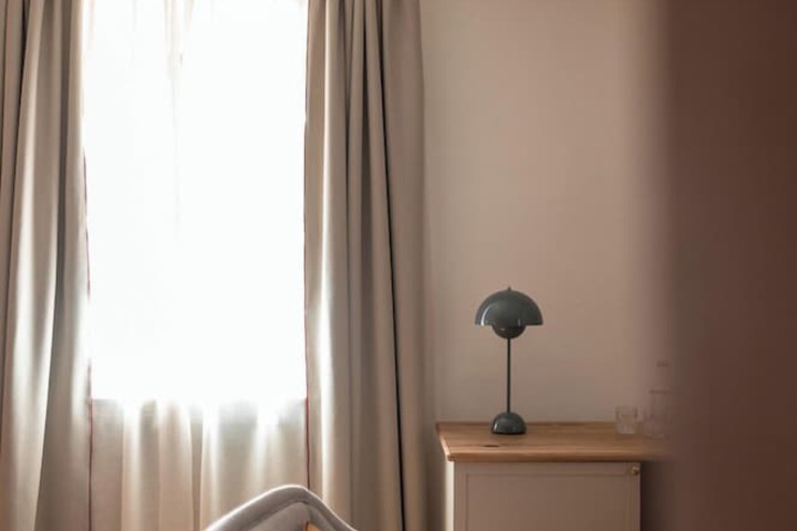 Room 49 of 69