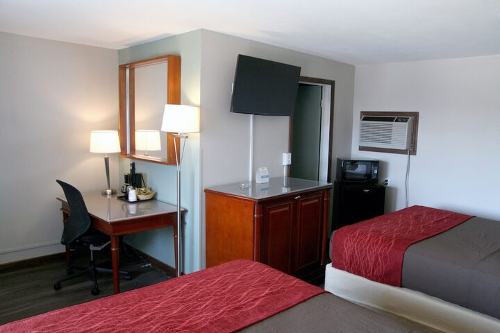 Room 12 of 71