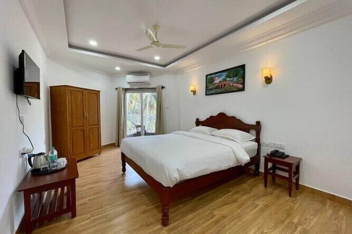 Room 43 of 69