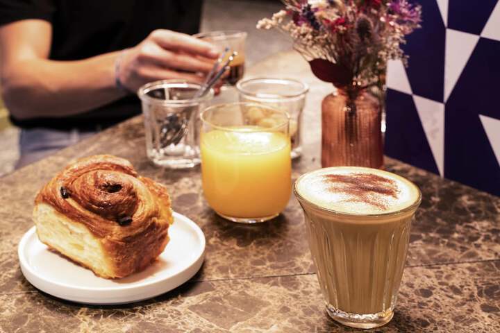 Breakfast/Coffee Service 44 of 102
