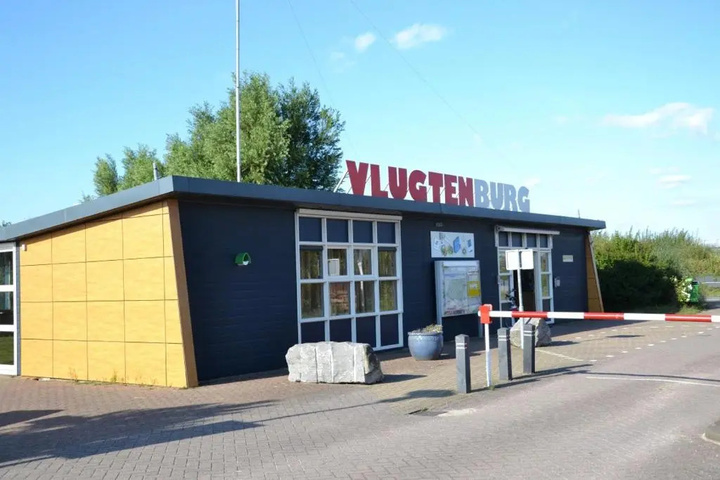Exterior of Bungalow 8 personen
