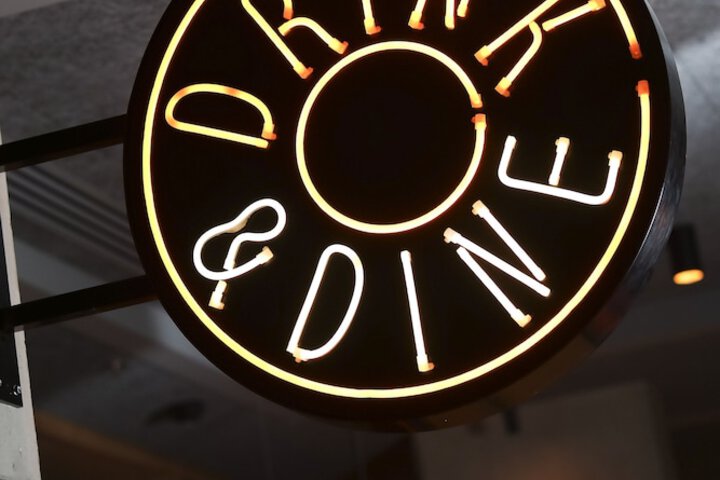 Dining 58 of 82