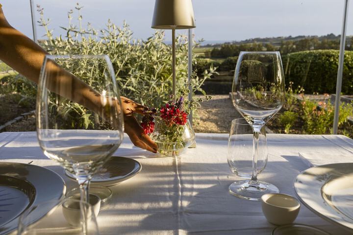 Dining 62 of 82