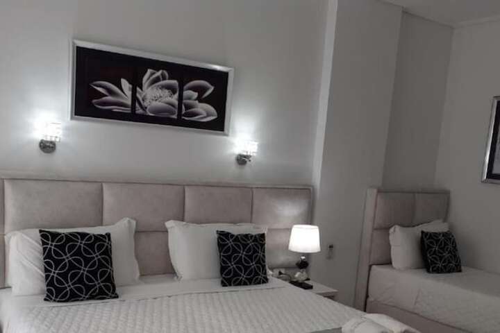 Room 49 of 106