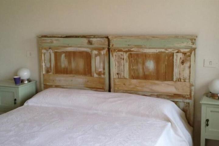 Room 8 of 13