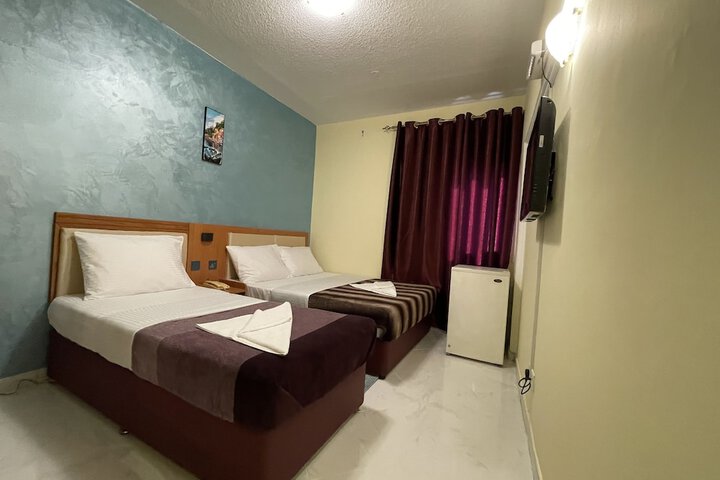 Room 38 of 103