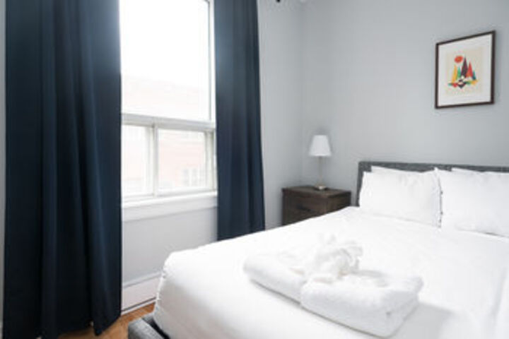 Room 12 of 24