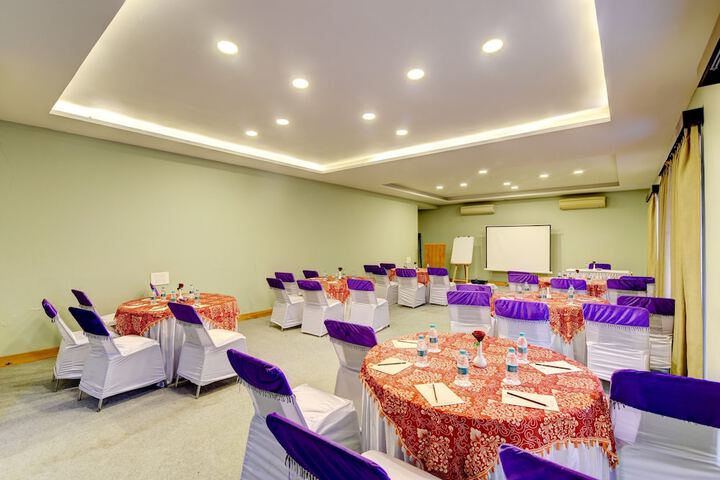 Ballroom/Hall 43 of 62