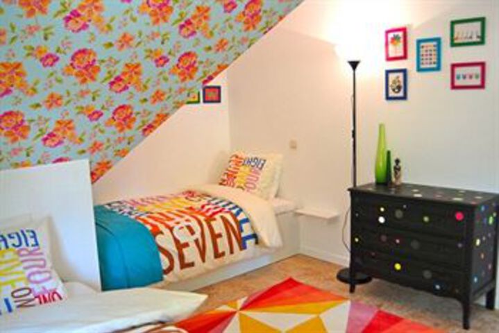 Room 10 of 30