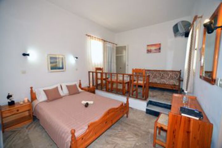 Room 16 of 27
