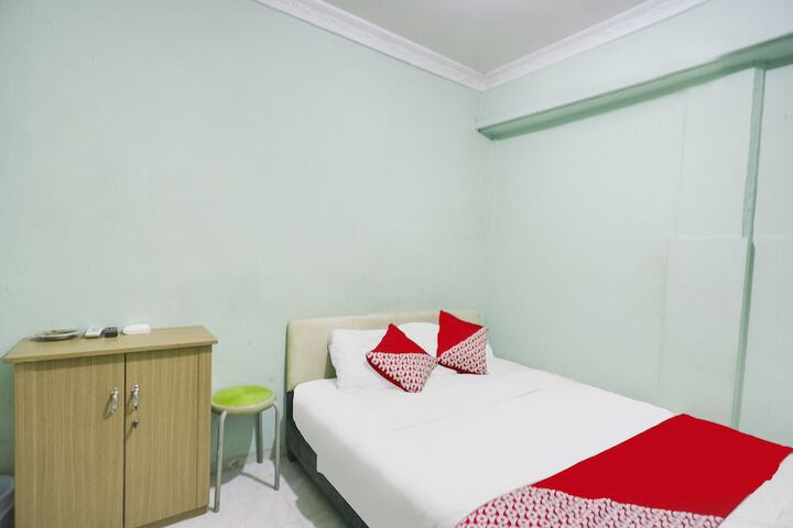 Room 9 of 24