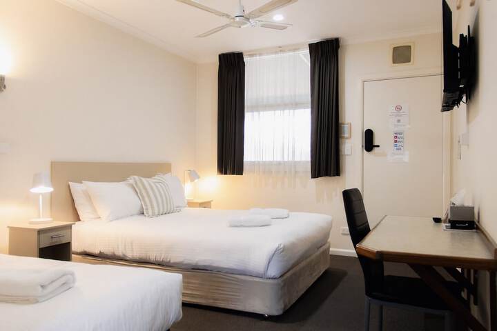 Room 5 of 41