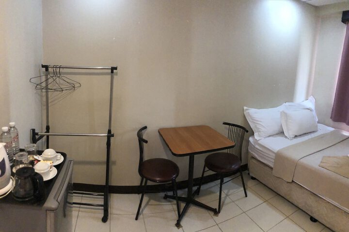 Room 20 of 36