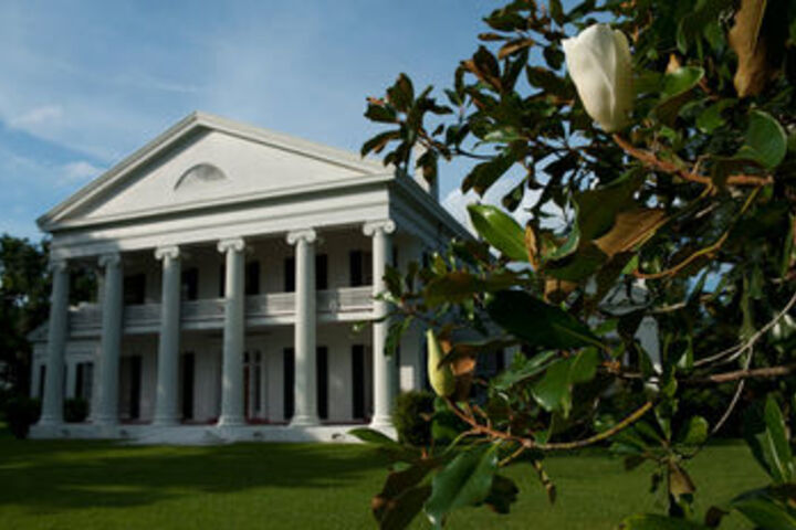 Photo of Madewood Plantation House