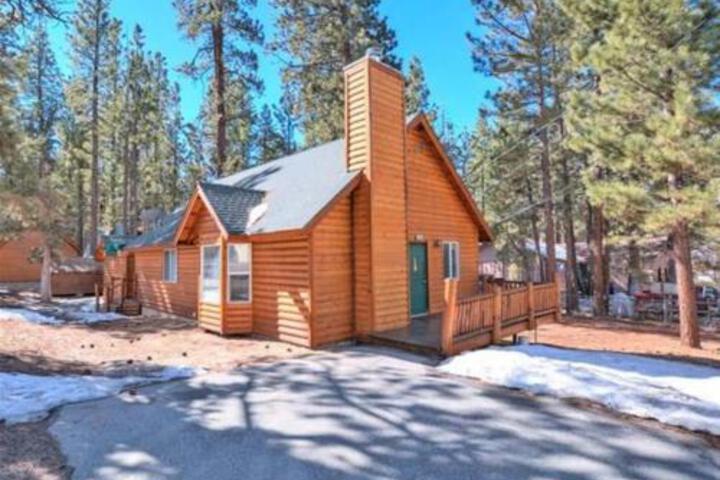 Bear Lodge in Big Bear City, CA