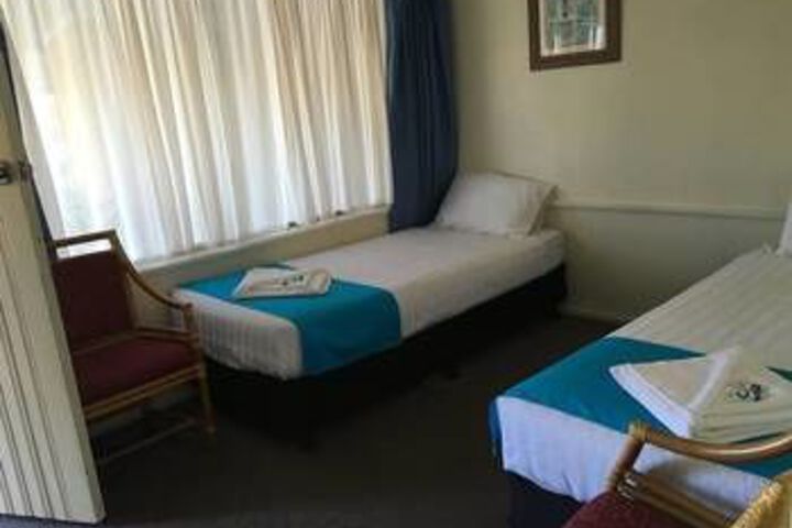Room 44 of 71