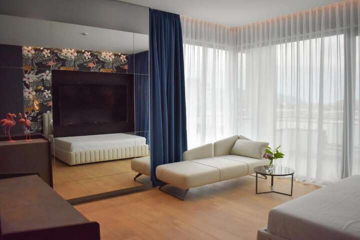 Room 12 of 29