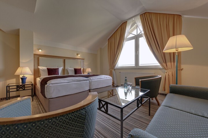 Room 15 of 84