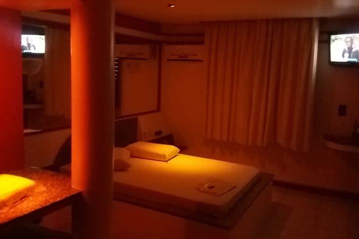 Room 72 of 112