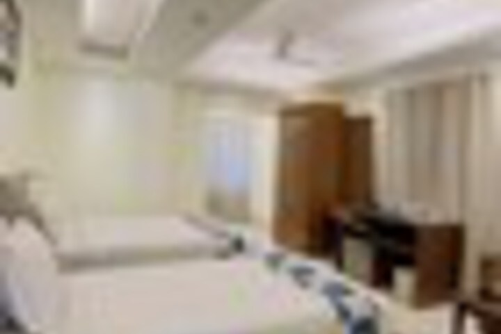 Room 89 of 117