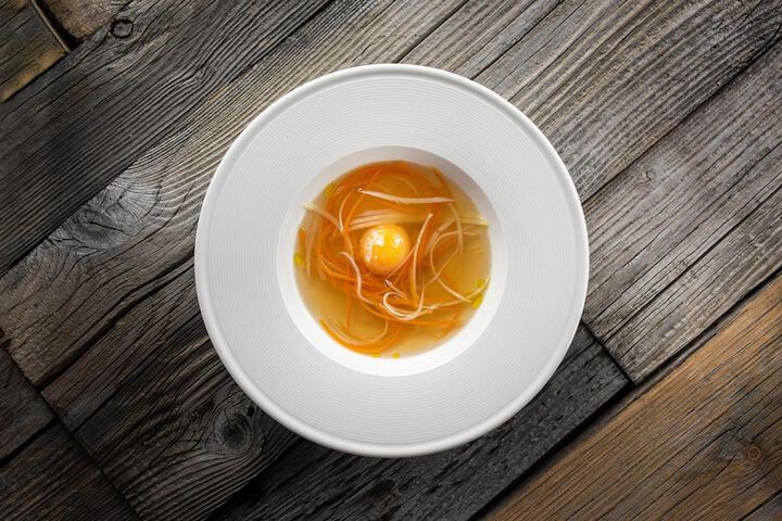 Dining 36 of 62
