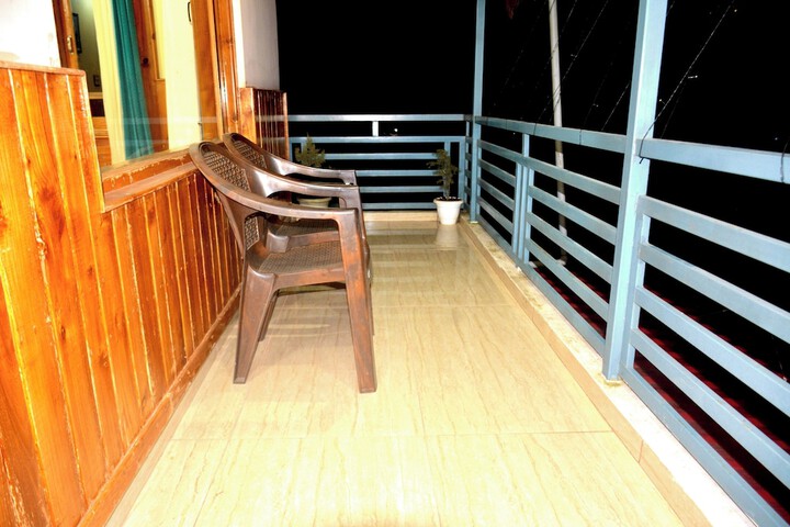 Room 13 of 43