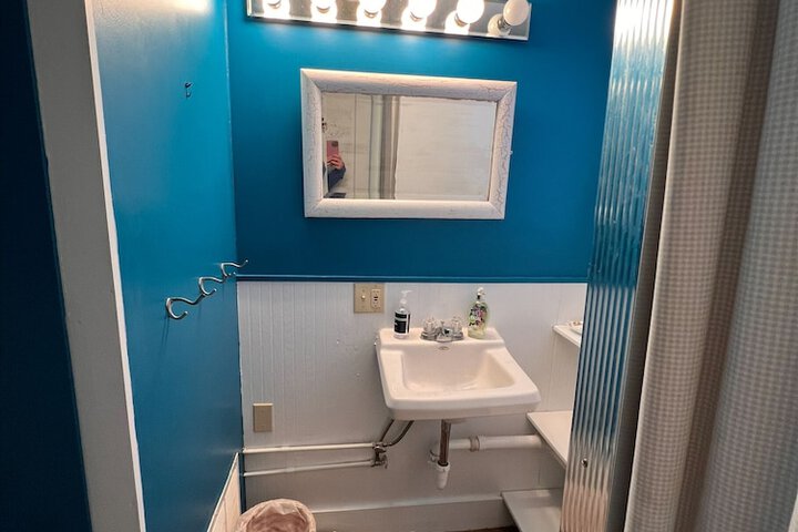 Room 56 of 60