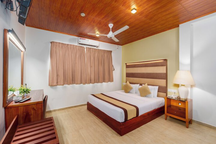 Room 3 of 71