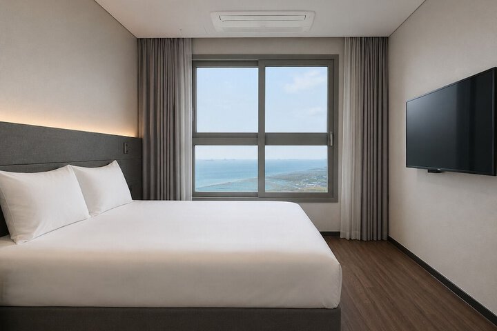 Room 26 of 46