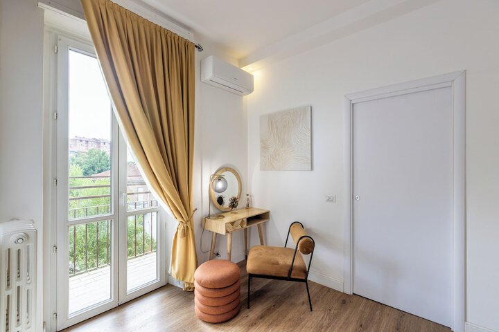 Room 8 of 36