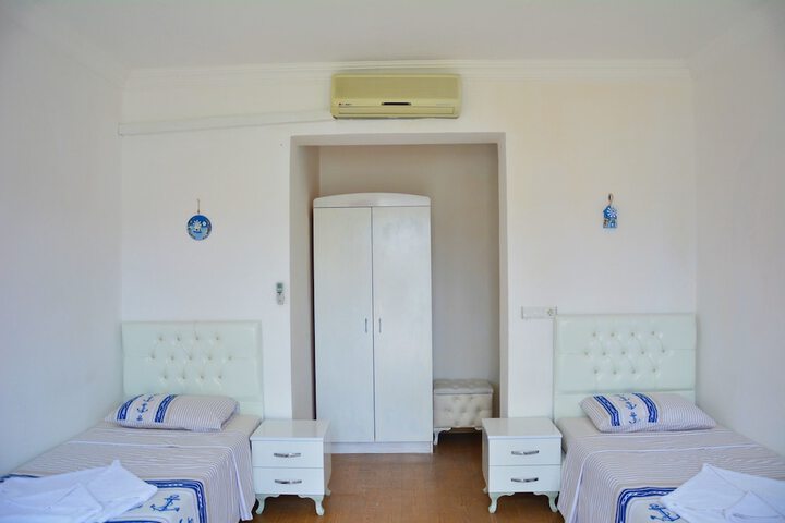 Room 20 of 91