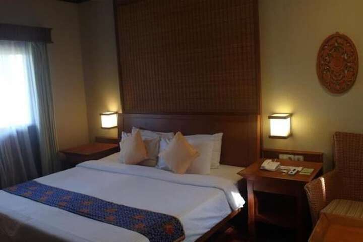 Room 5 of 46