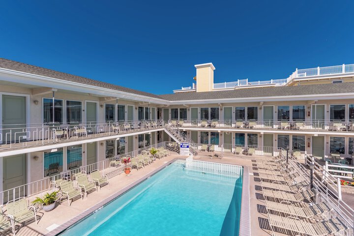 Exterior of Marlane Motel