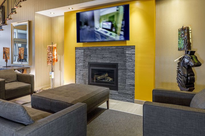Guest Lobby
