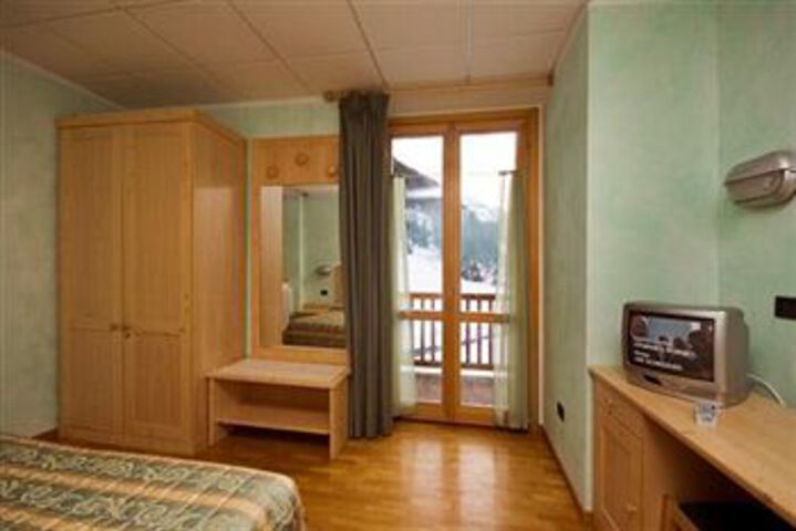 Room 21 of 59