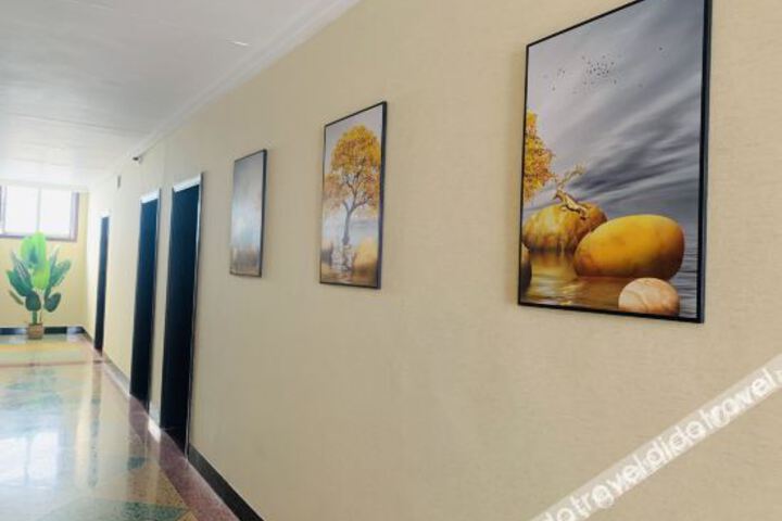 Hotel Interior 10 of 22