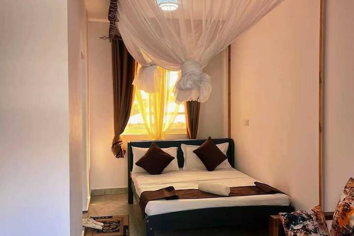 Room 6 of 48