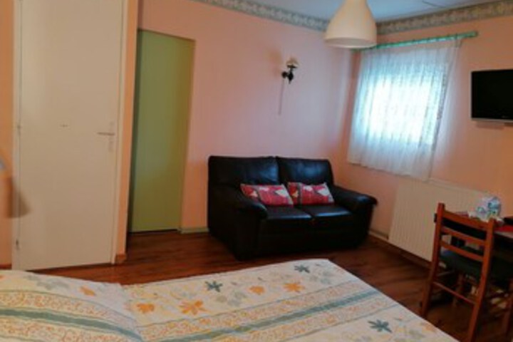 Room 22 of 32