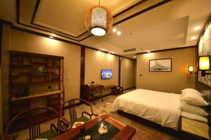 Room 12 of 29