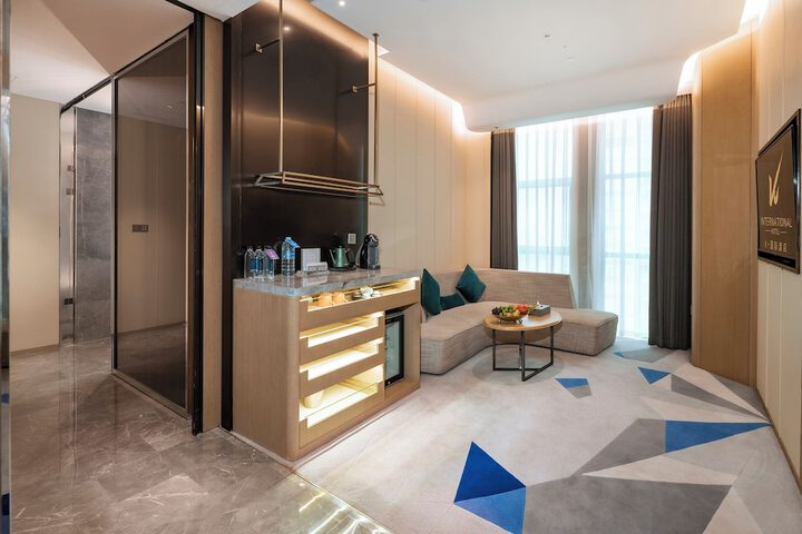 Room 51 of 124
