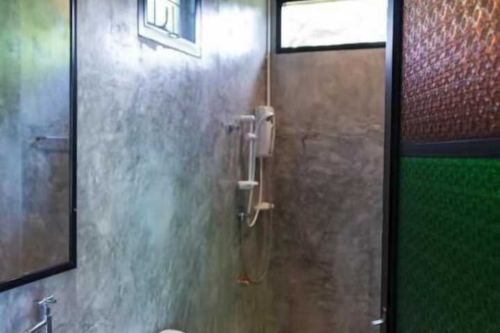 Room 43 of 117