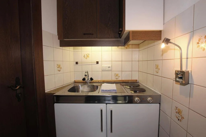 General 8 of 12