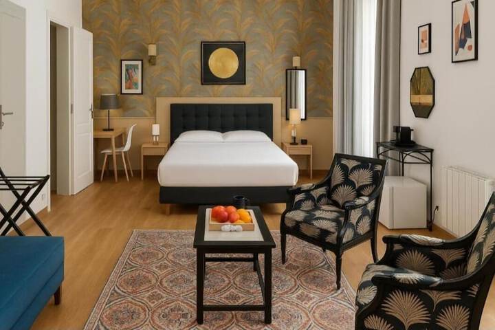Room 2 of 15